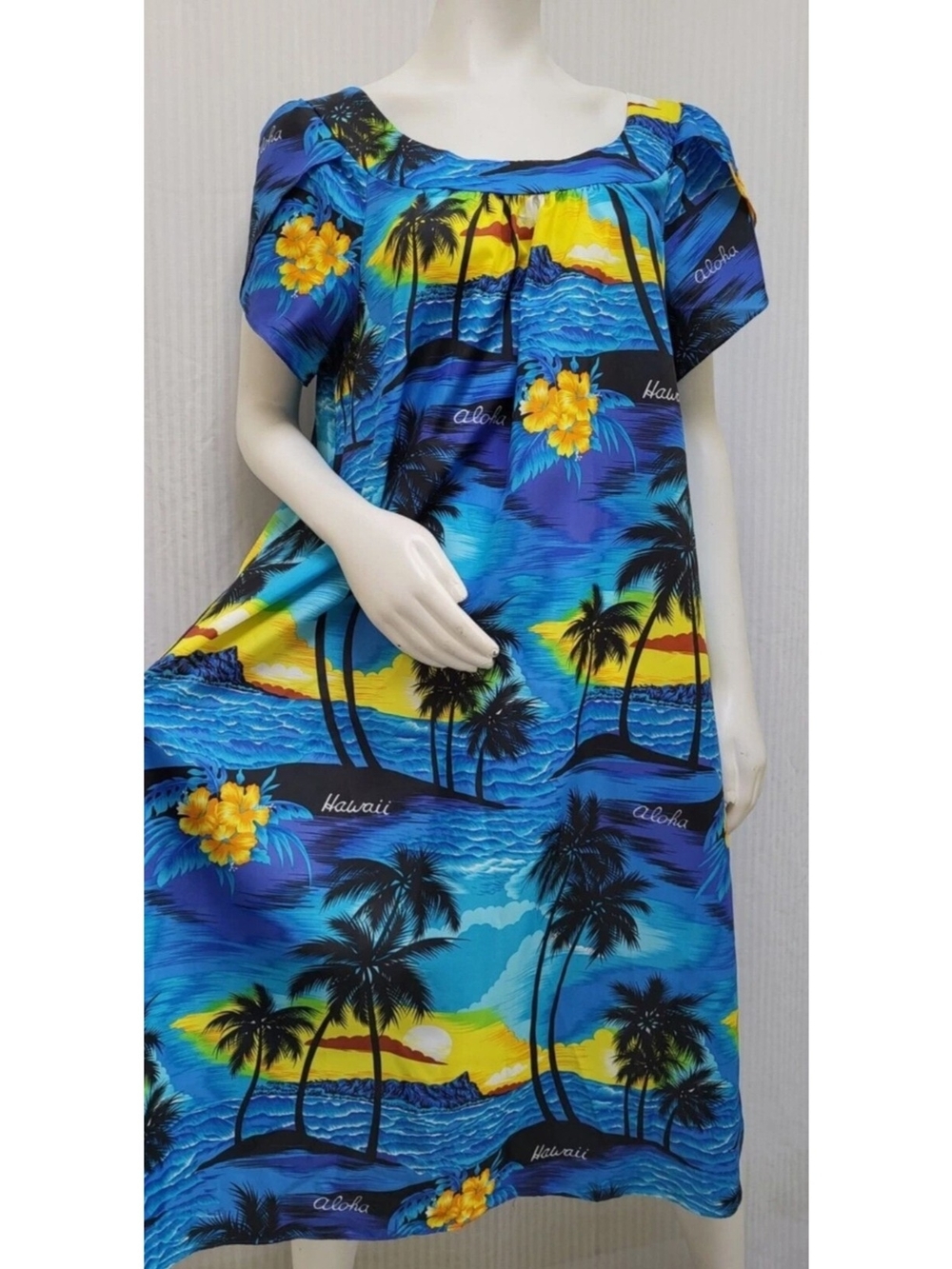 Hawaiian Creations  Aloha  Blue & Yellow Palm Print